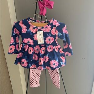 Pete + Lucy Floral Baby Dress with Polka Dot Leggings
Size 0-6 months